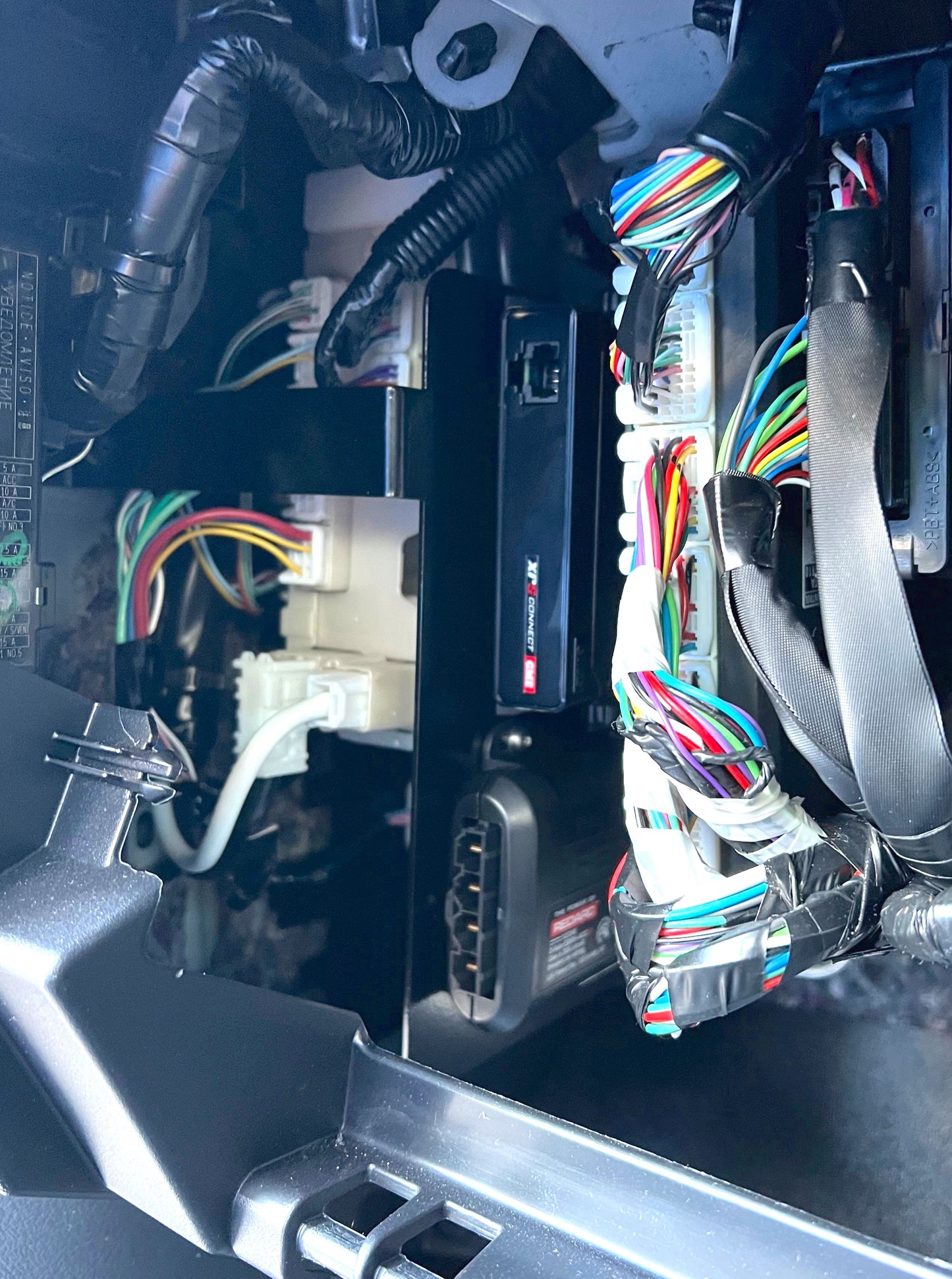 Redarc TowPro and GME XRS-330 Series Mount N80 Toyota Hilux